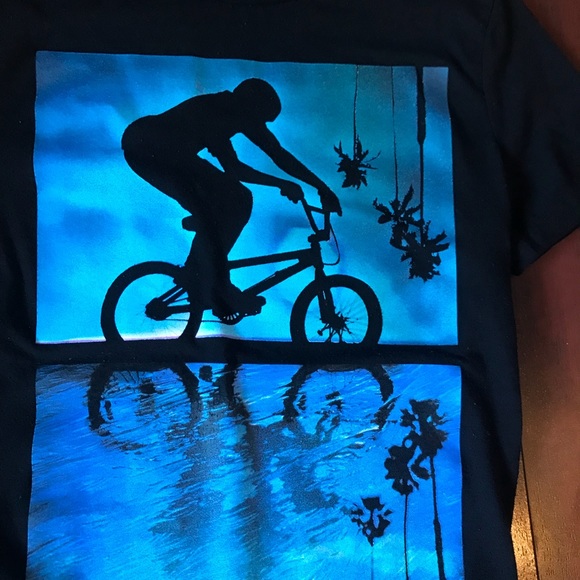 SOLD Old Navy Boys Shirts EUC - Picture 2 of 3